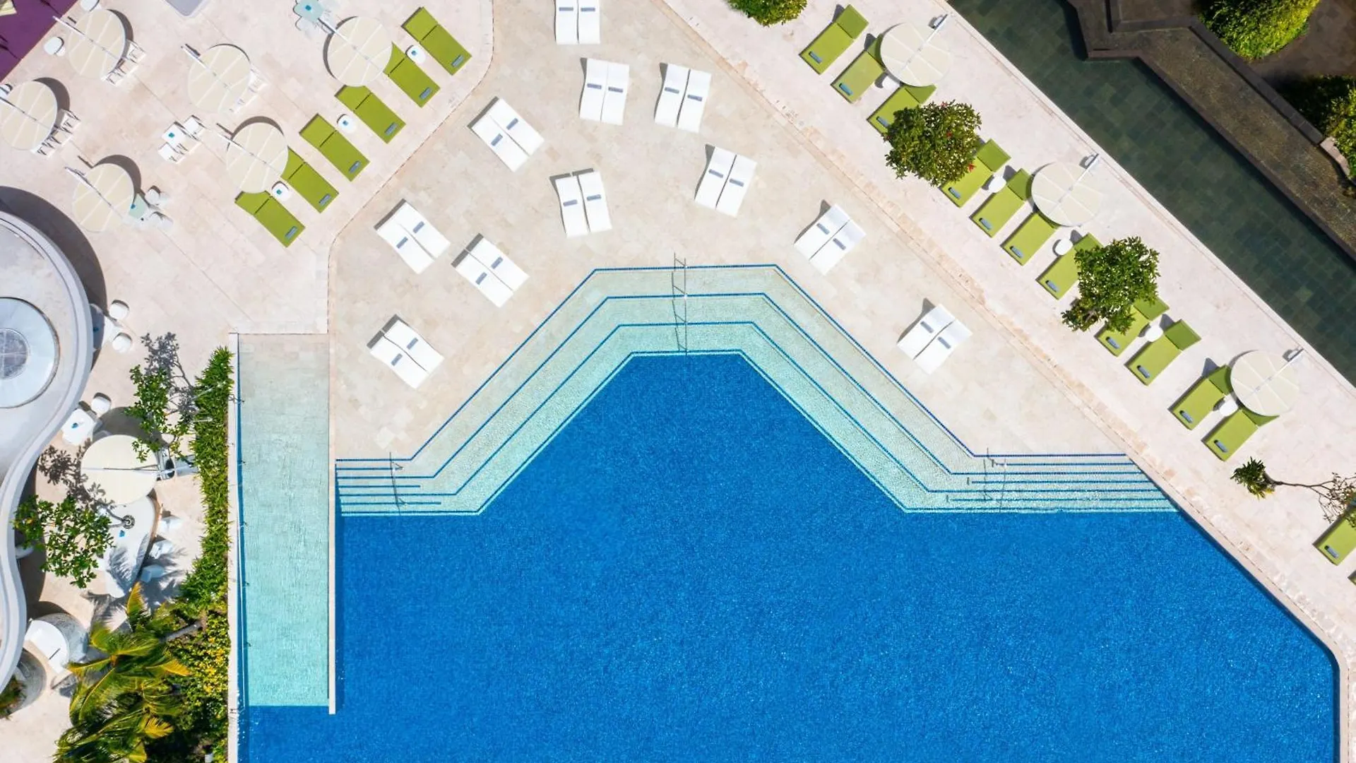 Renaissance Bali Nusa Dua Resort